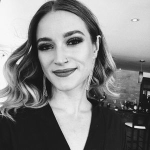 Meet your Posher, Devon